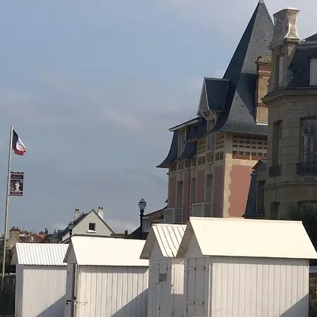 Le Spot, A 200m De La *